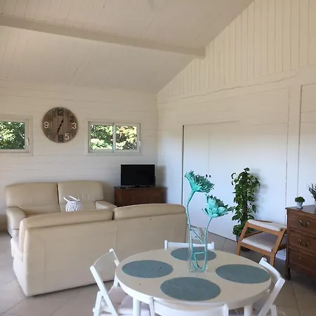 Parc Lacoste Bed and Breakfast Saint-Marcet